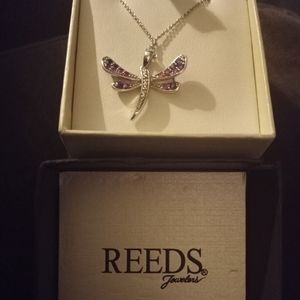 Dragonfly Necklace Never been worn